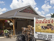 Don Leo's Market Danville storefront.