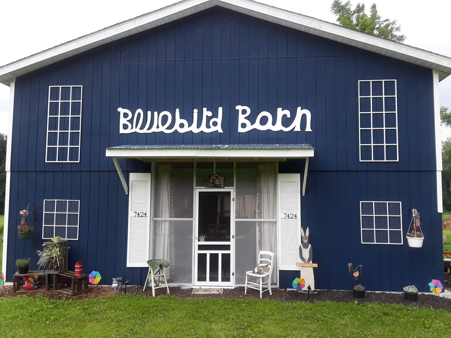 Bluebird Barn B & B